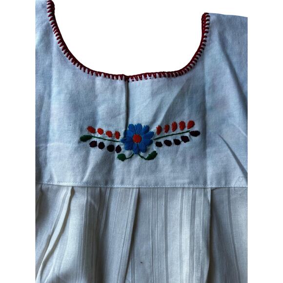 Mexican Embroidered Blouse – Handmade Otomi Floral Animals Design Large 28x23in - Picture 9 of 10